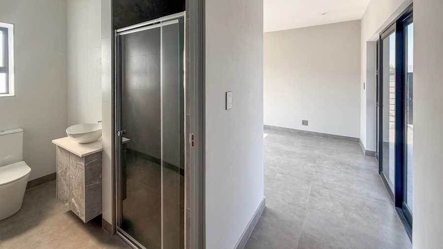 5 Bedroom Property for Sale in Leloko Lifestyle Estate North West